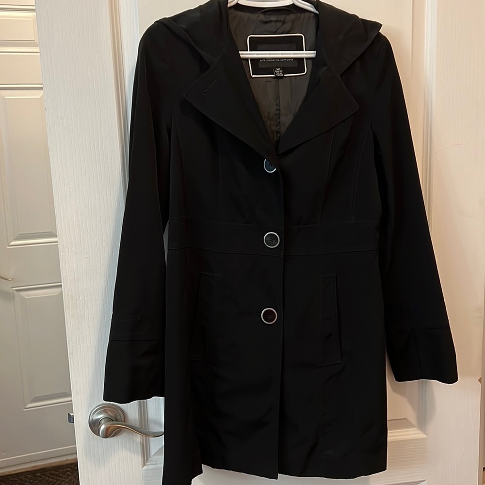 Women’s raincoat